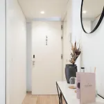 Ando Living - Santa Justa 79 House 4* リスボン