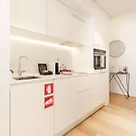Aparthotel Ando Living - Santa Justa 79 House Lisboa