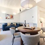 Ando Living - Santa Justa 79 House アパートホテル 4*