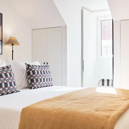 Ando Living - Santa Justa 79 House Lisbon