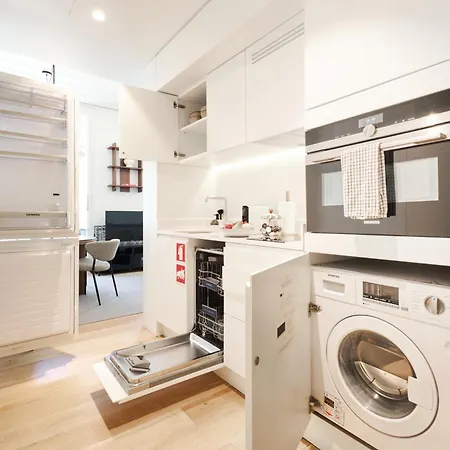 Ando Living - Santa Justa 79 House Lägenhetshotell