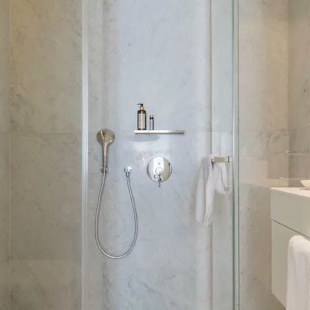 Lägenhetshotell Ando Living - Santa Justa 79 House 4*