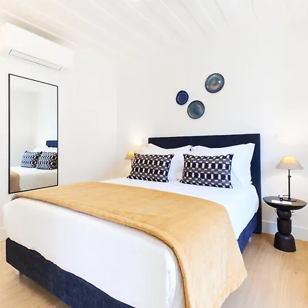 Ando Living - Santa Justa 79 House 4* Lisbon